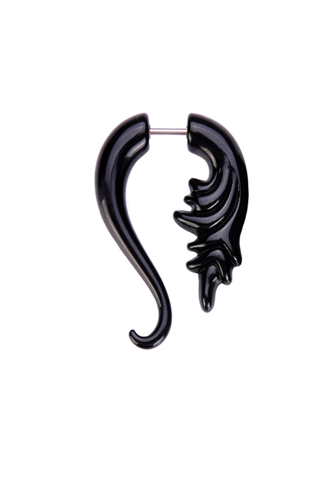 Ear expander fals, model tribal cu panas, din plastic negru