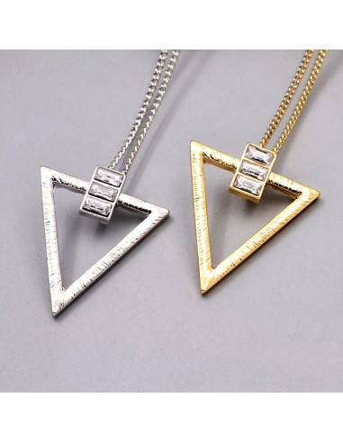 Colier minimal elegant, triunghi cu 3 cristale dreptunghiulare