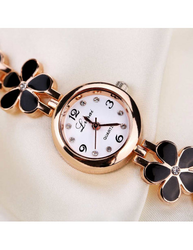 Ceas de dama elegant, curea metalica cu flori delicate si cristale