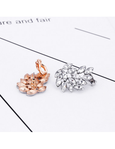 Cercel ear cuff statement, Glass Wing, cu cristale albe cat-eye