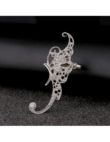 Cercel ear cuff fluture filigranat cu cristale mici si coada arcuita
