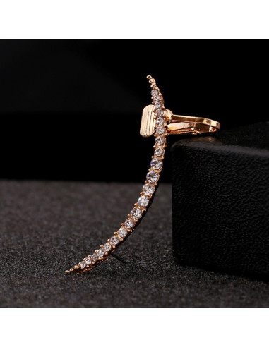 Cercel ear cuff elegant, semiluna minimal cu cristale albe