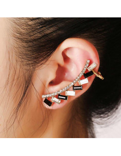 Cercel ear cuff luxury cu cristale albe si negre dreptunghiulare 2