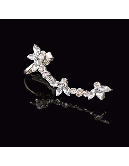 Cercel ear cuff cu cristale si flori cu trei petale