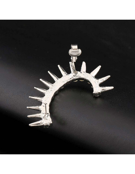 Cercel ear cuff pe toata urechea, cristale albe si tepi
