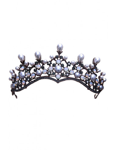 Tiara eleganta Guinevere, model cu perle alungite si cristale rotunde albe si gri