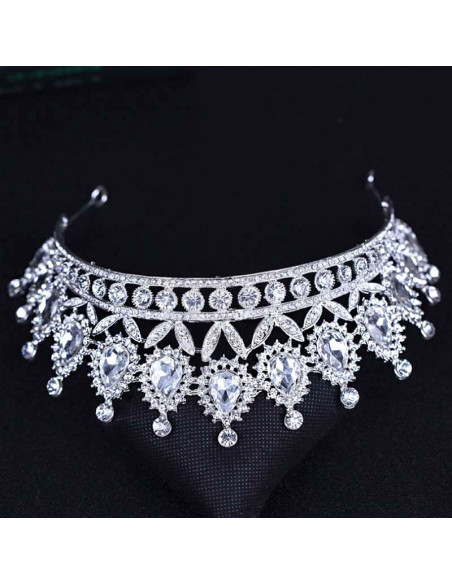 Tiara eleganta Tatiana, model inalt, flori cu frunze si cristale