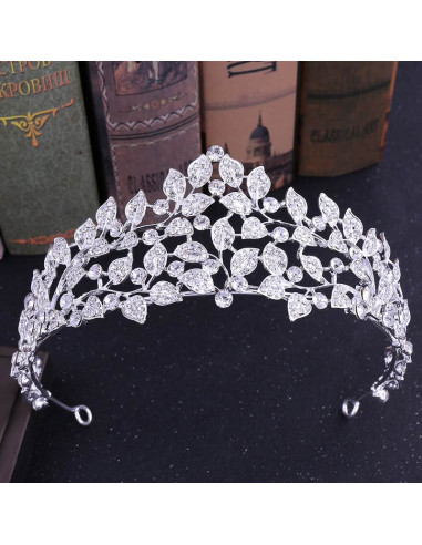 Tiara eleganta Winter Forest, cu frunzulite si cristale albe fatetate