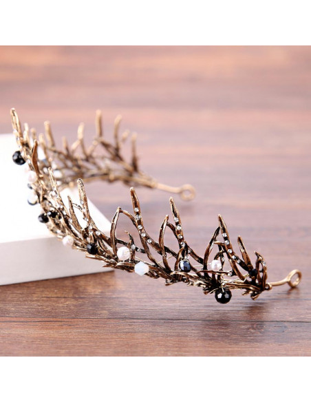 Diadema eleganta Narissa, model cu ramuri cu perle, margelute si cristale