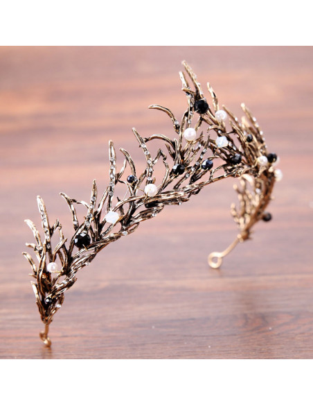Diadema eleganta Narissa, model cu ramuri cu perle, margelute si cristale