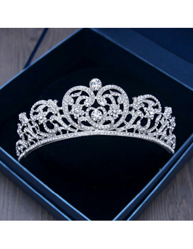 Diadema mireasa Katherine, model floral baroc, cu cristale albe fatetate