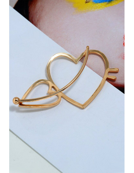 Cercel ear cuff cu 2 inimioare mari, prindere peste ureche