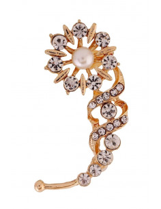 Cercel ear cuff, floare rotunda cu cristale si perle