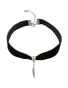 Colier choker din catifea neagra, cu medalion pana 2
