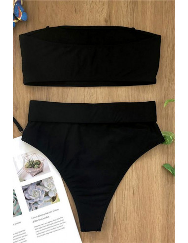 Costum de baie doua piese, elegant, curea lata cu catarama aurie