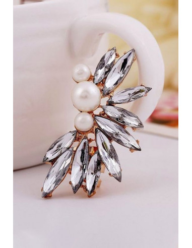 Cercei ear cuff statement cristale albe lungi si trei perle