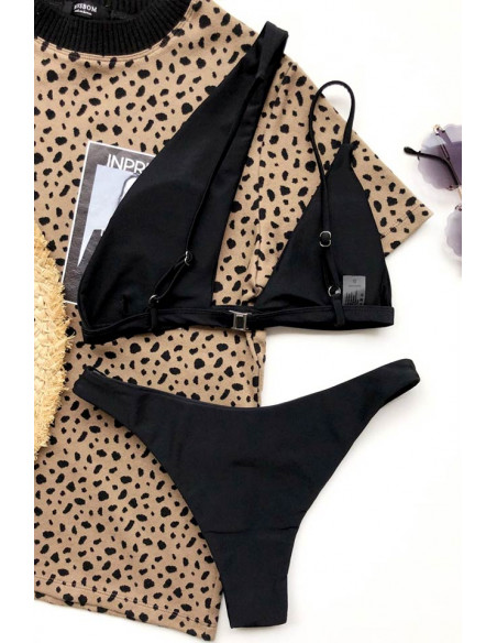 Costum de baie doua piese, sutien asimetric si slip ingust