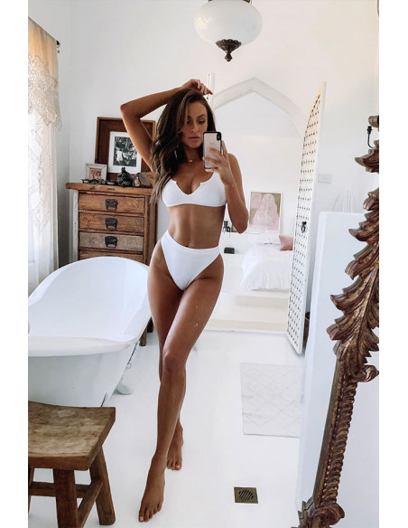 Costum de baie doua piese, bustiera cu decolteu in V si slip cu talie inalta
