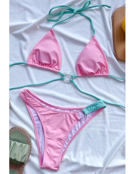 Costum de baie doua piese, roz cu snururi verzi, slip inalt, cupe triunghiulare si inele
