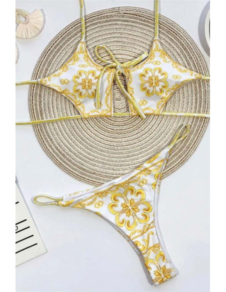 Costum de baie doua piese, alb cu imprimeu baroc, sutien decoltat si sold inalt