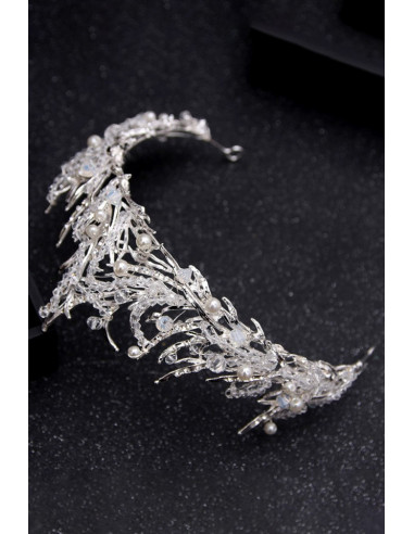 Diadema eleganta Narissa, model cu ramuri cu perle, margelute si cristale
