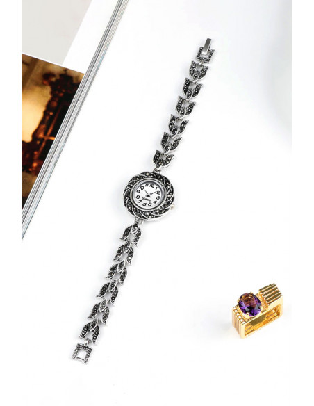 Ceas de mana de dama model vintage cu bratara cu lalele si hematite