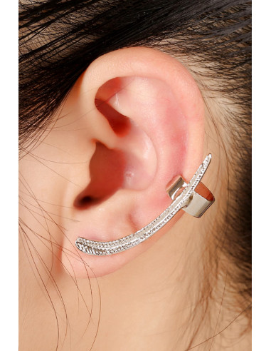 Cercel ear cuff arcuit pe ureche, pana metalica ingusta si lunga