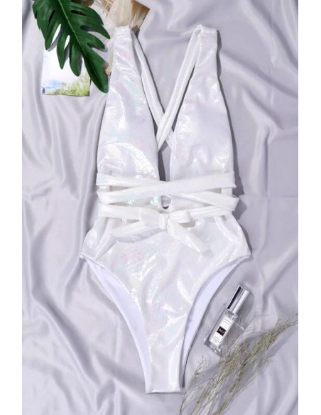 Costum de baie intreg, imprimeu sarpe sidefiu, decolteu adanc, cordon in talie