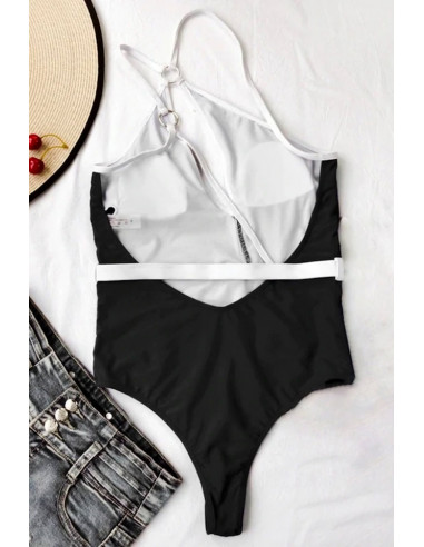Costum de baie intreg, asimetric, decolteu adanc, contur contrastant si curea