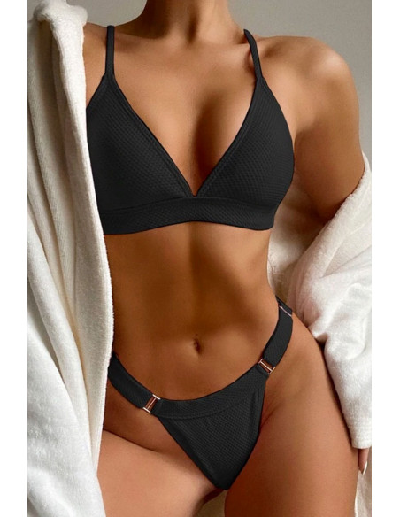 Costum de baie doua piese, material deosebit, cupe triunghiulare si slip ingust