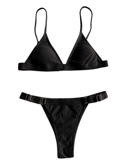 Costum de baie doua piese, material deosebit, cupe triunghiulare si slip ingust