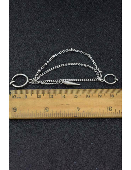 Cercel ear cuff punk cu prindere dubla, trei lantisoare si tep metalic