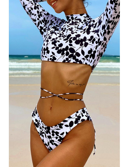 Costum de baie doua piese, imprimeu floral, bustiera cu maneci lungi si snururi