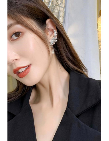 Set cercei ear cuff pentru mireasa, aripi stilizate cu cristal alungit la baza, prindere cu ac si pe ureche