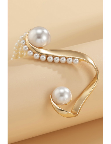 Cercel ear cuff statement cu sir lung de perle prinse de suport masiv