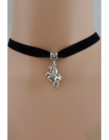 Colier choker din catifea neagra, cu medalion Unicorn