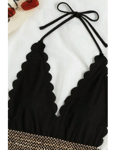 Costum de baie intreg, elegant, margine decupata si banda cu paiete in talie