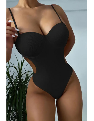 Costum de baie intreg, elegant, cupe formate si spatele gol
