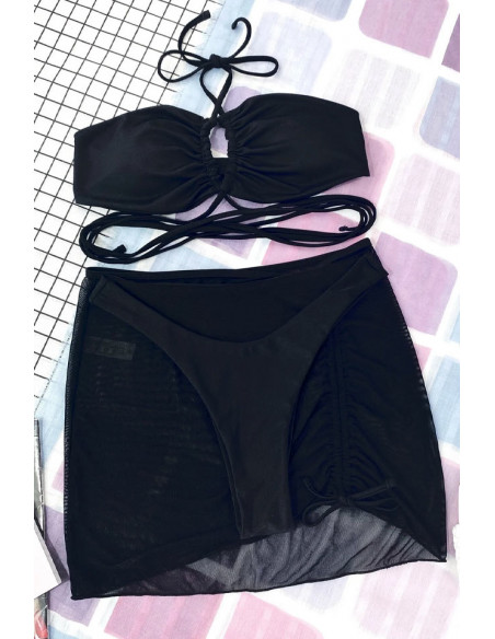 Costum de baie trei piese, sutien cu snururi incrucisate si fustita semitransparenta, incretita