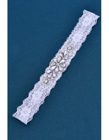 Jartiera pentru mireasa, medalion mic floral, cusut cu cristale si margelute, pe dantela elastica ingusta
