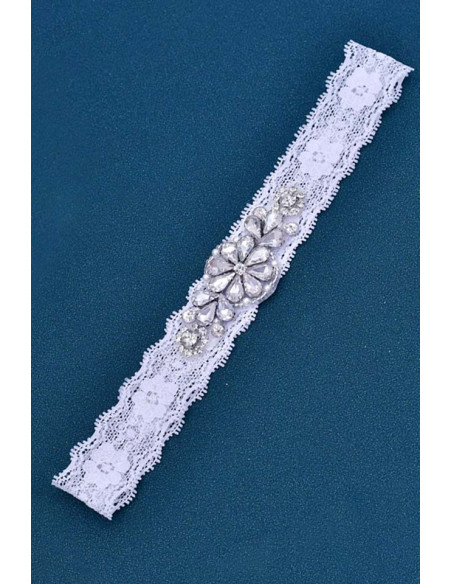 Jartiera pentru mireasa, medalion mic floral, cusut cu cristale si margelute, pe dantela elastica ingusta