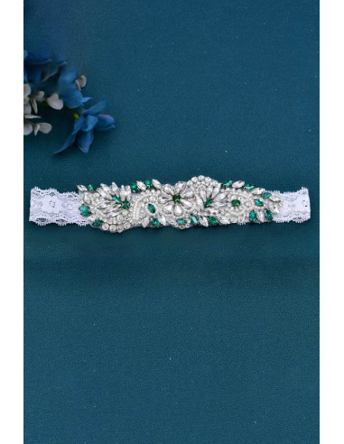 Jartiera pentru mireasa, medalion masiv floral, cusut cu cristale bicolore, perle si margele, pe dantela elastica ingusta