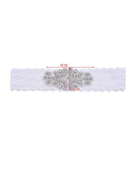Jartiera pentru mireasa, medalion floral oval, cusut cu cristale si margelute, pe dantela elastica