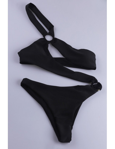 Costum de baie intreg, asimetric, cupe foarte decoltate si slip inalt, cu inele metalice
