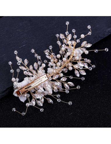 Accesoriu par din fire delicate, flori sidefii cu cristale, margele si perle