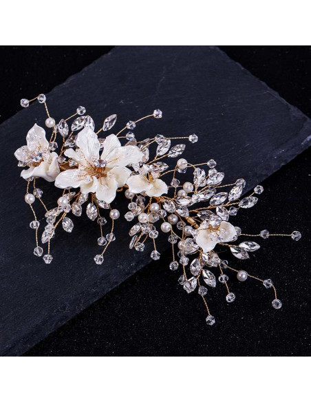 Accesoriu par din fire delicate, flori sidefii cu cristale, margele si perle