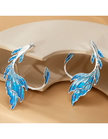 Cercel ear cuff, peste cu aripioare pictate si coada arcuita