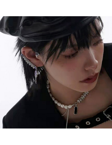Cercei ear cuff pereche, model abstract cu sira spinarii si cristale mov