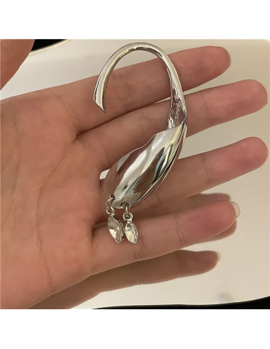 Cercel ear cuff wrap, care inveleste lobul urechii, cu 2 cristale