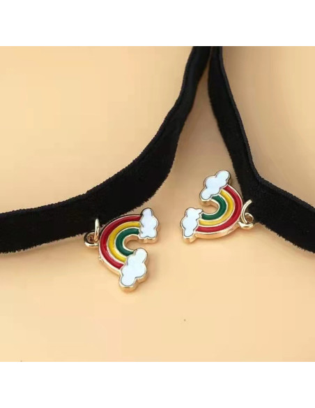 Colier choker din panglica de catifea neagra si medalion curcubeu cu norisori
